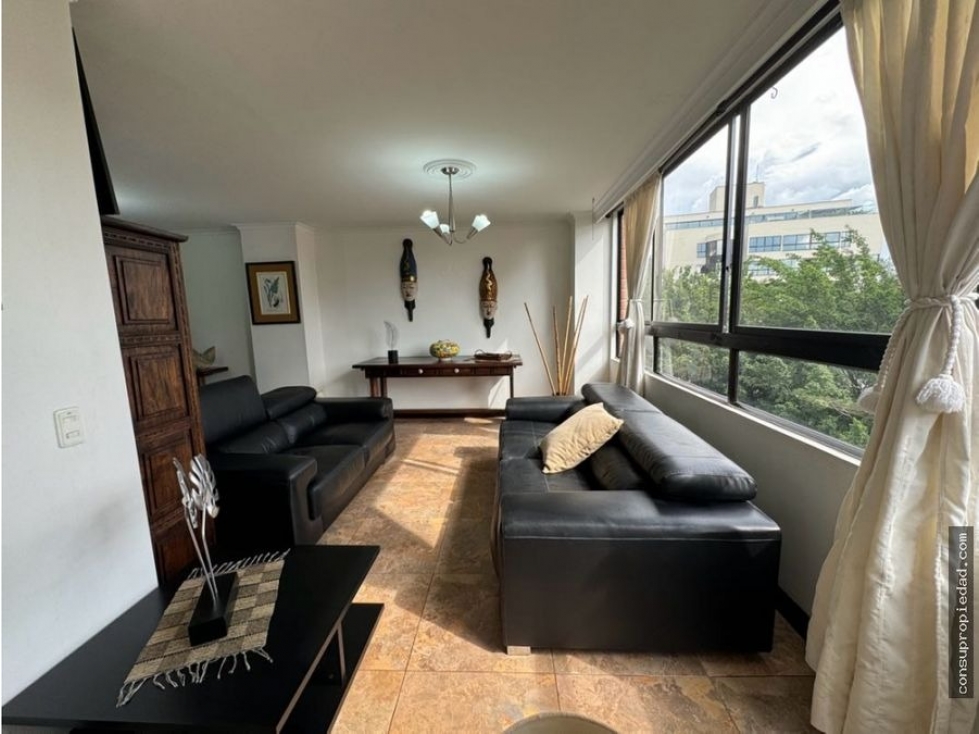 GRAN APARTAMENTO EN EL POBLADO - CERCA AL CLUB CAMPESTRE — foto 2