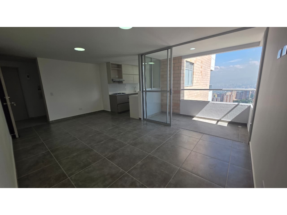 HERMOSO APARTAMENTO EN SABANETA - LAS LOMITAS