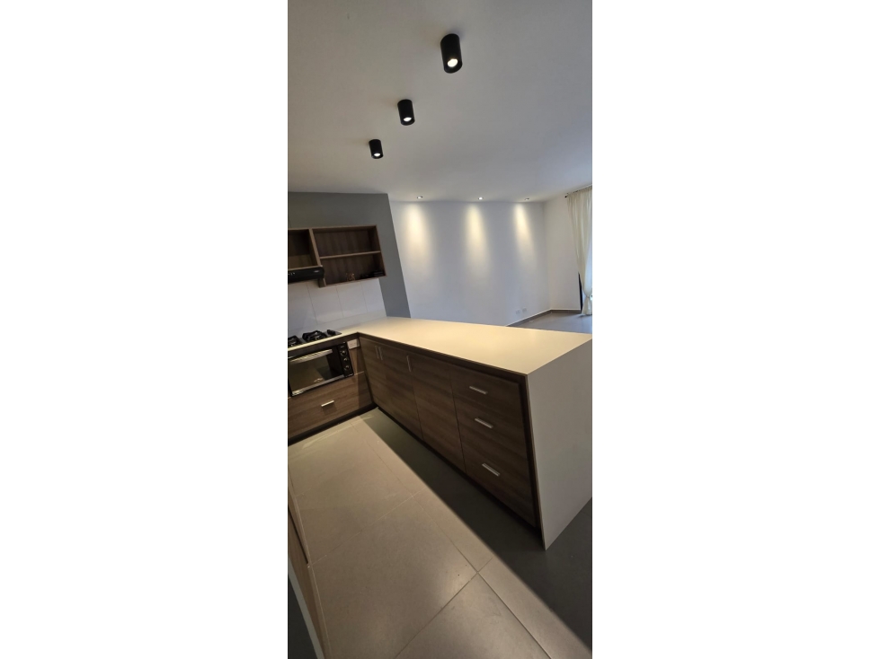 APARTAMENTO ENVIGADO LOMA DEL ESCOBERO| 84,68 m²