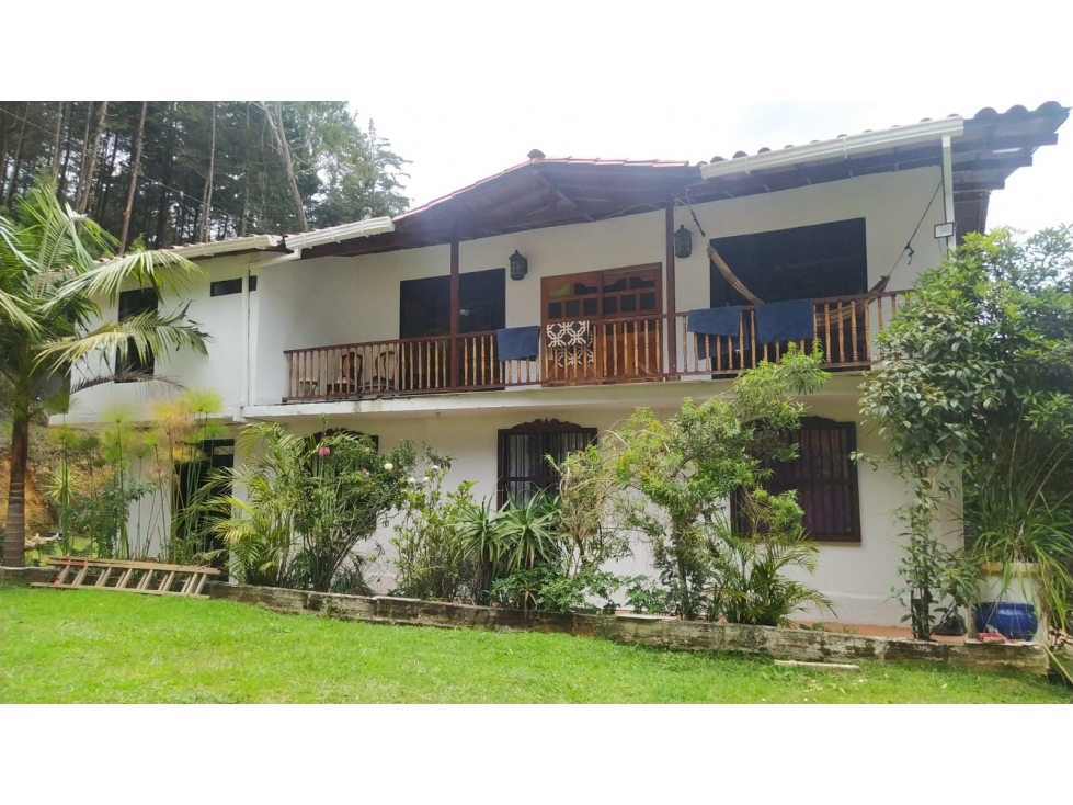 *FINCA SANTA ELENA DE 6.400 MTS PRECIO DE LOCURA*