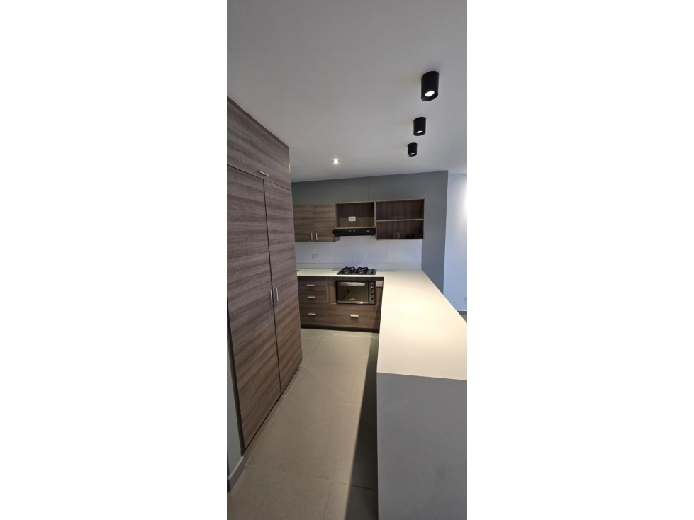 APARTAMENTO ENVIGADO LOMA DEL ESCOBERO| 84,68 m² — foto 2