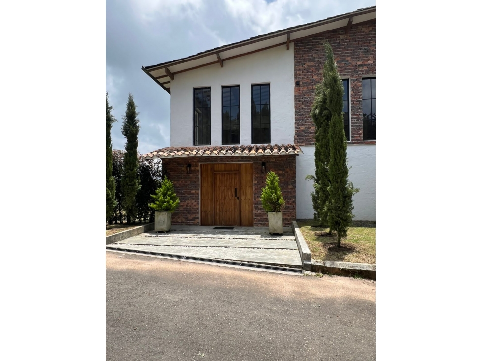 Casa en venta en Envigado Loma del Escobero (parte alta) - 2