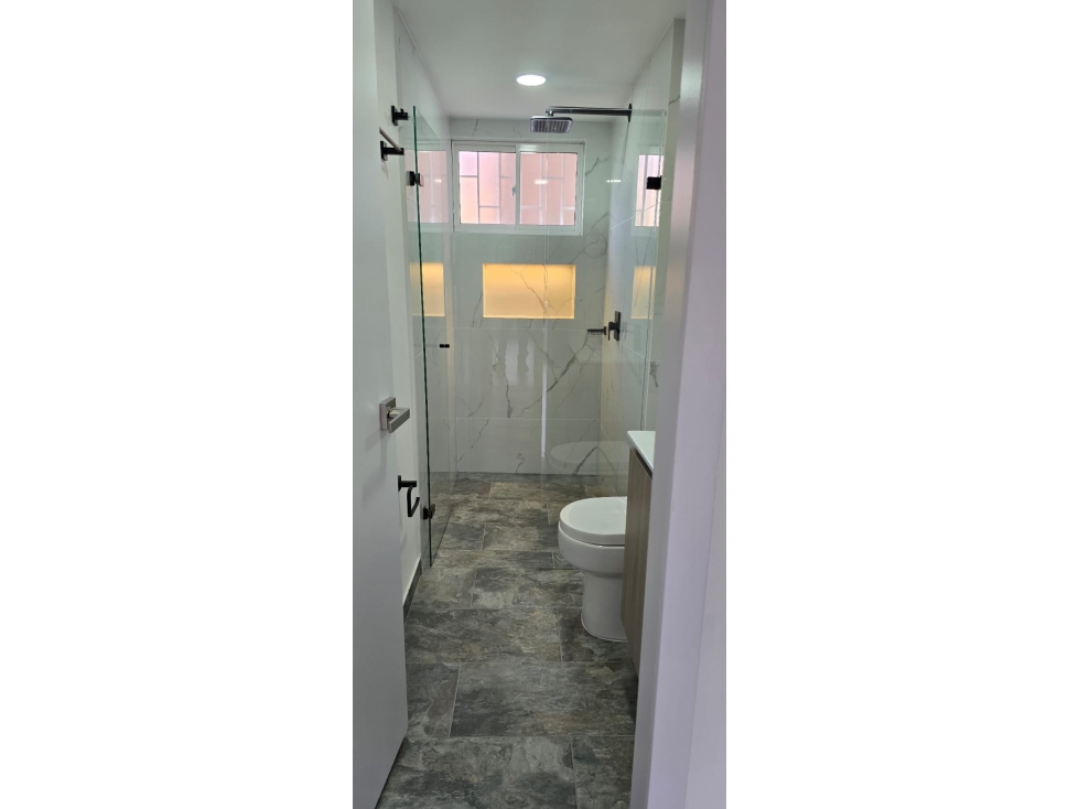 CON COLEGA, REMODELADO LISTO PARA ESTRENAR — foto 2