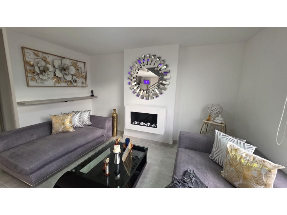 HERMOSO APARTAMENTO DUPLEX EN ENVIGADO — foto 3