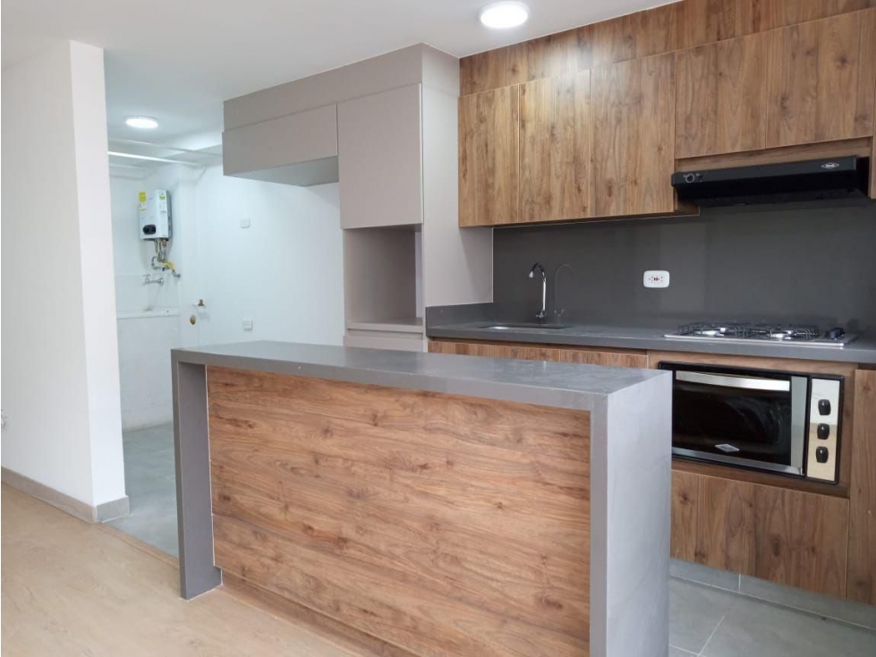 HERMOSO APARTAMENTO EN ENVIGADO LAS ANTILLAS — foto 2