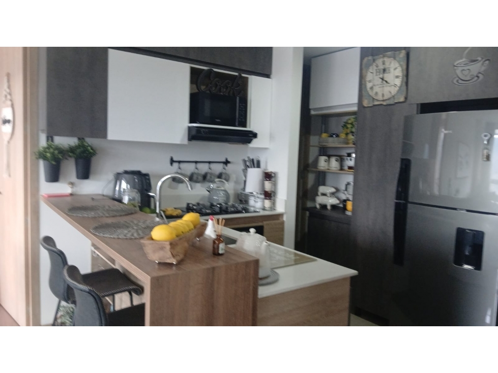 APARTAMENTO CERCA AL PARQUE DE ENVIGADO — foto 3