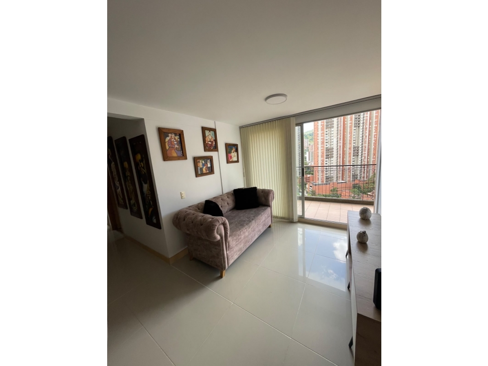 Apartamento sabaneta en Venta | Piso 18 | Unidad Completa — foto 2