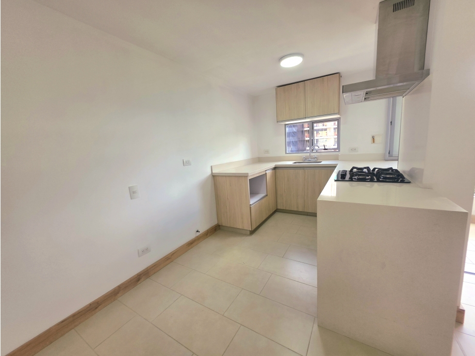 HERMOSO APARTAMENTO EN VENTA ENVIGADO LOMA DE LAS BRUJAS — foto 5