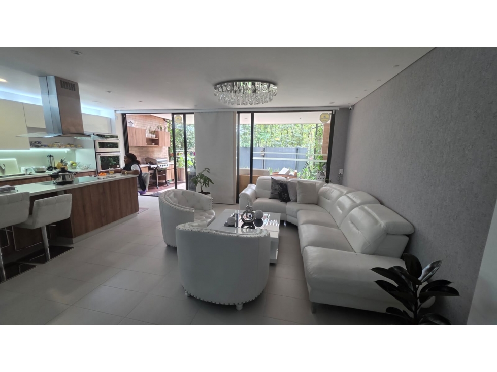 MARAVILLOSA CASA DE LUJO EN ENVIGADO CALLEJA — foto 2