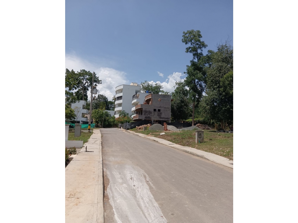 MARAVILLOSO LOTE EN SAN JERÓNIMO VIA A SOPETRAN — foto 4