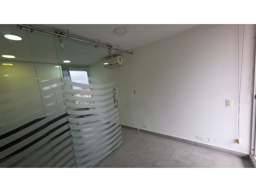 ÚLTIMO CONSULTORIO/OFICINA EN SAO PABLO PLAZA — foto 4