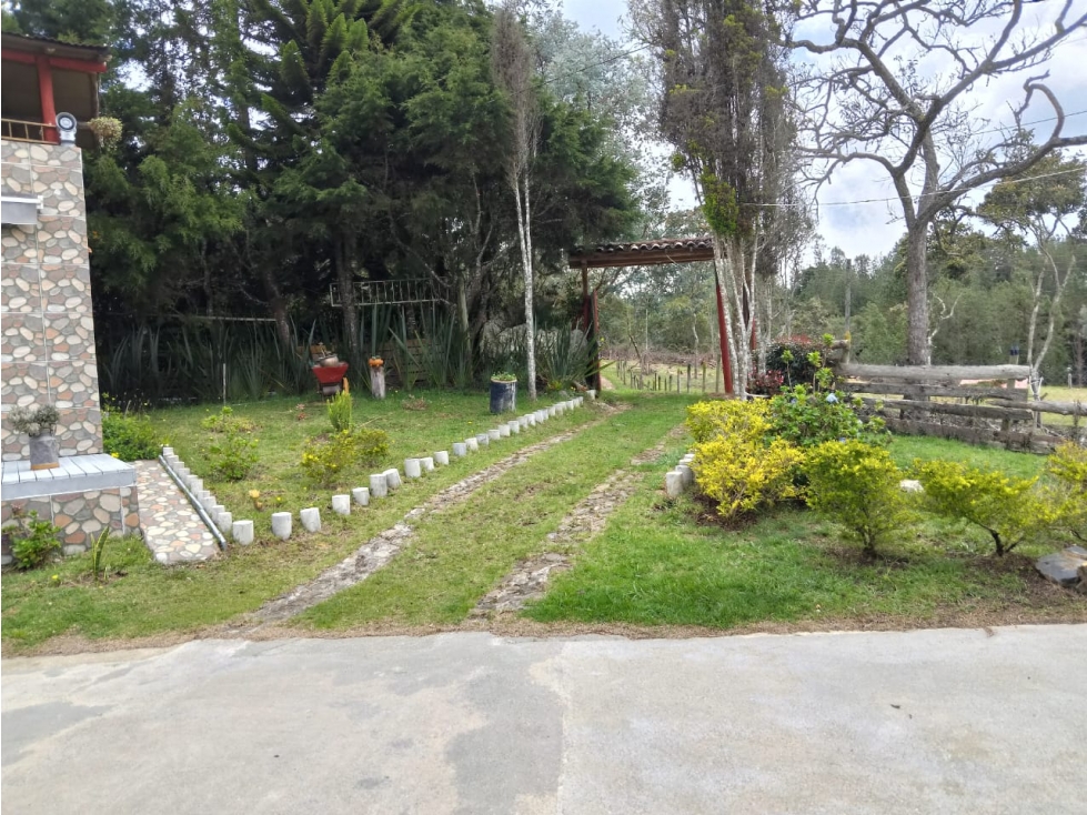 MARAVILLOSA CASA CAMPESTRE EN LA RESERVA NATURAL DEL PARQUE ARVÍ - 6