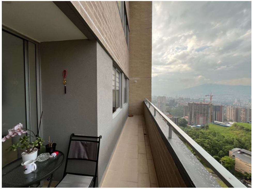 HERMOSO APARTAMENTO CAMINO VERDE ENVIGADO — foto 4