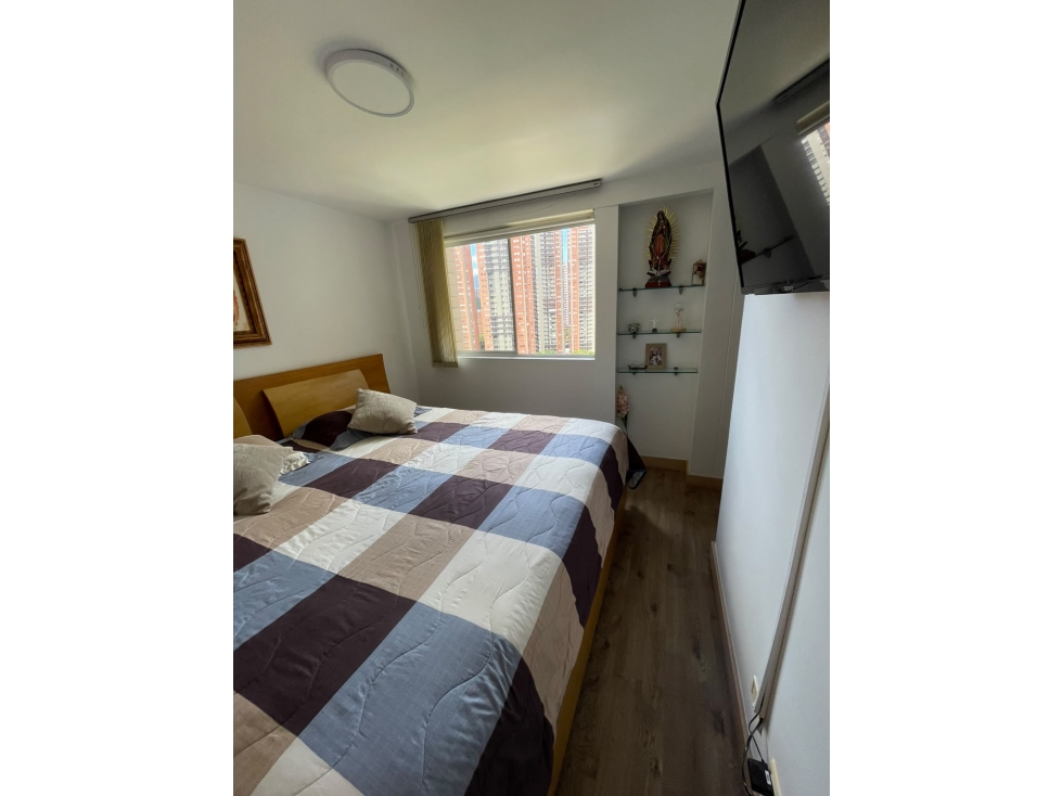 Apartamento sabaneta en Venta | Piso 18 | Unidad Completa — foto 3