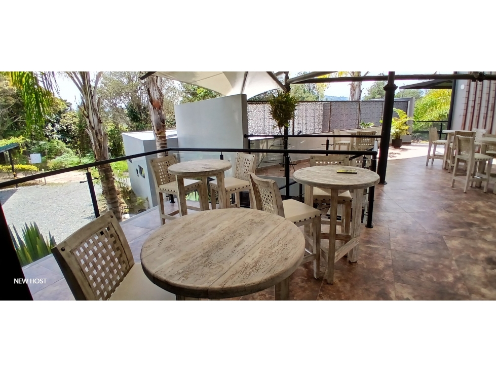 HERMOSO HOTEL EN EL PEÑOL EN VENTA - OPORTUNIDAD - 3