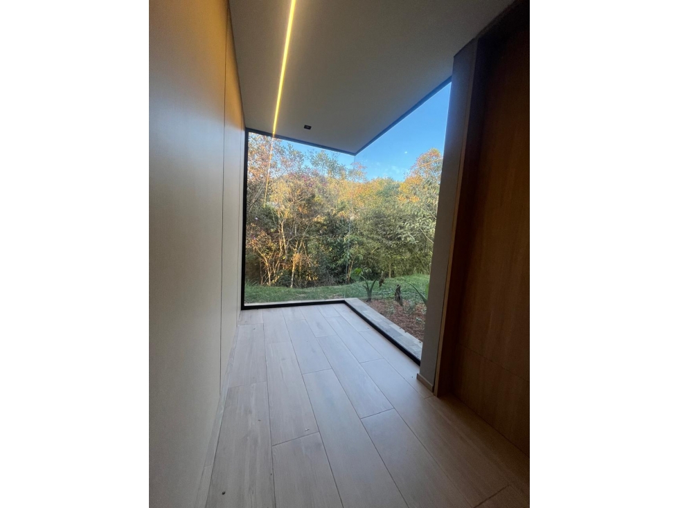 CASA DE LUJO EN GUARNE, VEREDA LA CLARITA | 360 m² — foto 4
