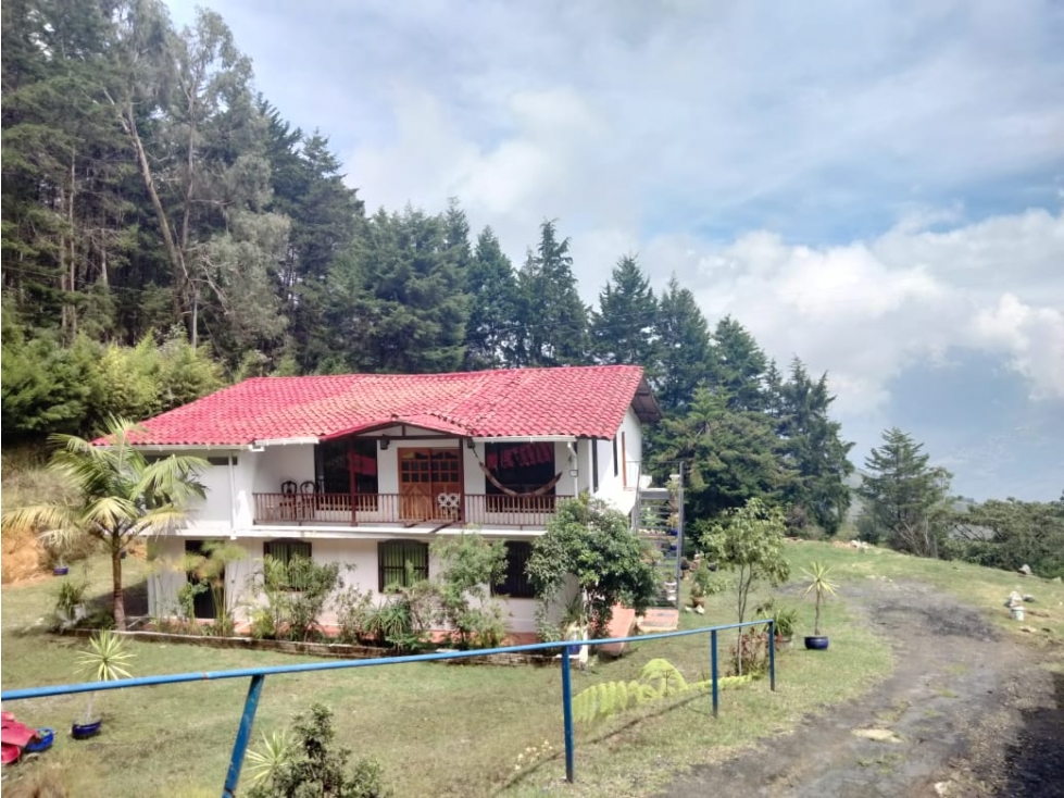 *FINCA SANTA ELENA DE 6.400 MTS PRECIO DE LOCURA*