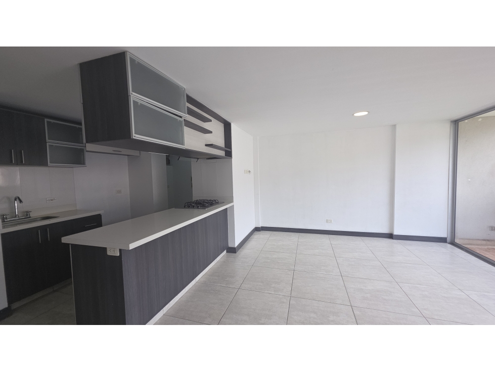 VIVE EN CAMINO VERDE- APTO CON PRECIO DE OPORTUNIDAD — foto 5