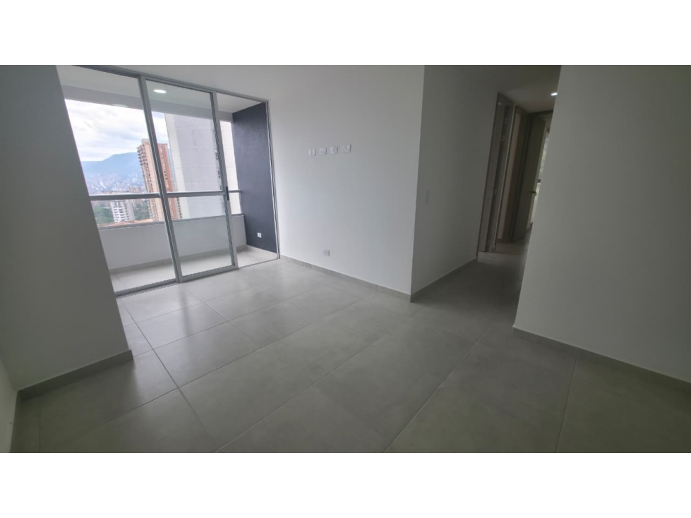 HERMOSO APARTAMENTO EN SABANETA - LAS LOMITAS