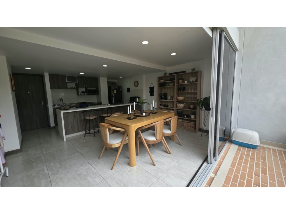 HERMOSO DUPLEX CAMINO VERDE, ÚNICO EN LA ZONA — foto 2
