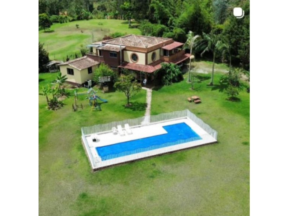 HERMOSA FINCA EN GUARNE - VEREDA HOJAS ANCHAS