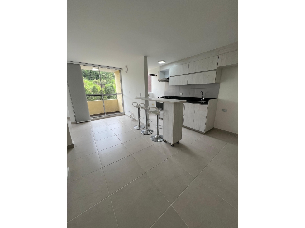HERMOSO APARTAMENTO EN LA ESTRELLA - COMFAMA