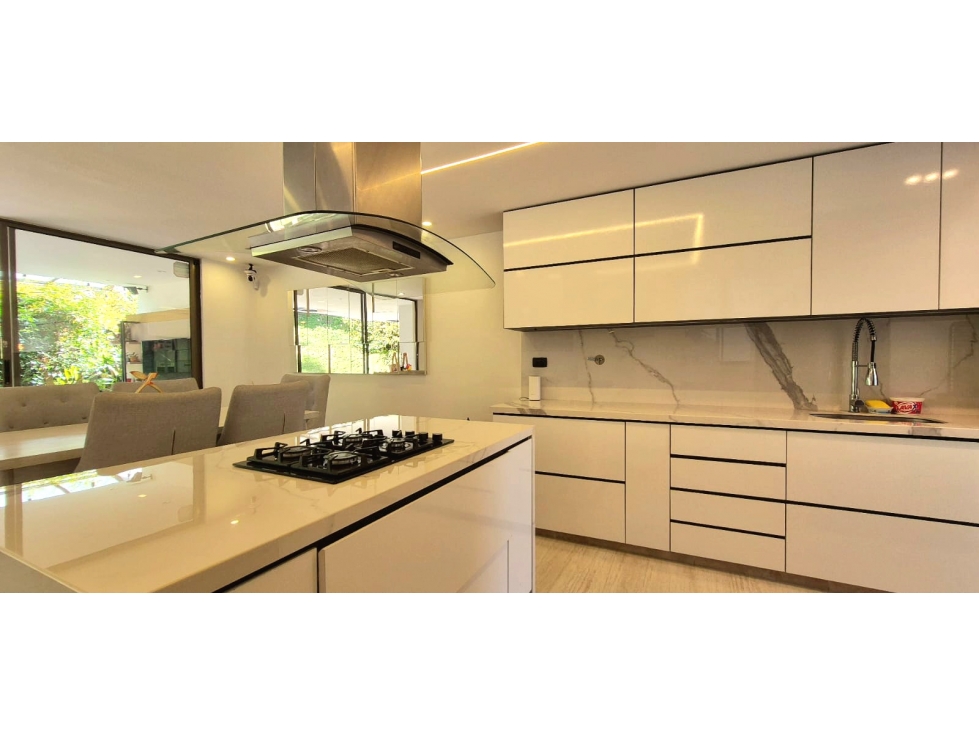 HERMOSA CASA EN VENTA ENVIGADO LOMA DEL CHOCHO — foto 6