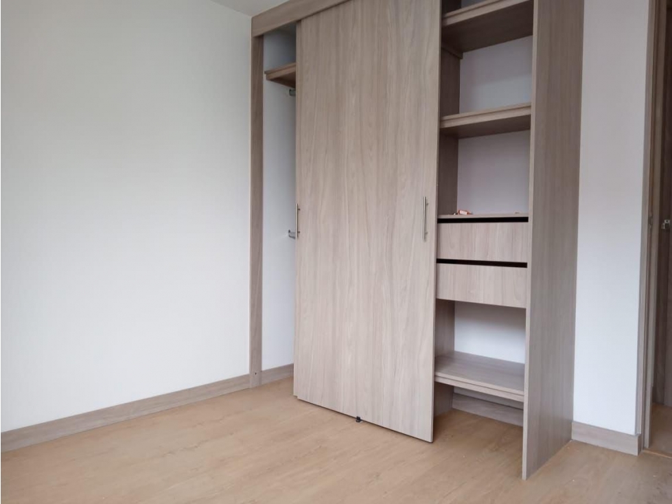 HERMOSO APARTAMENTO EN ENVIGADO LAS ANTILLAS — foto 6