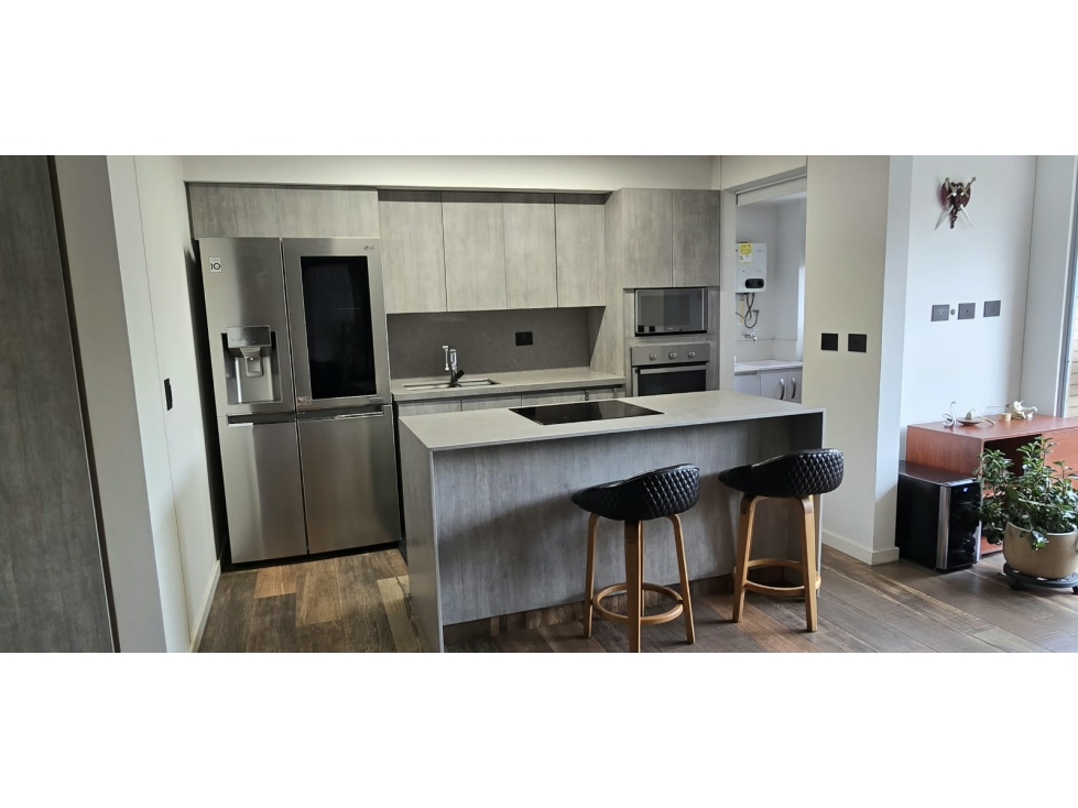 GRAN APARTAMENTO EN BELLO OCEANA