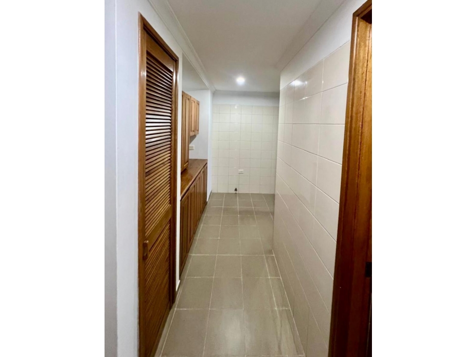 HERMOSO PENTHOUSE 226 mts EL POBLADO MILLA DE ORO — foto 6