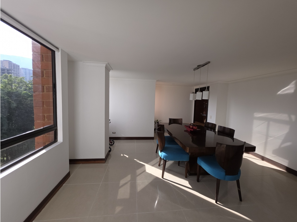 HERMOSO PENTHOUSE DUPLEX EN EL POBLADO — foto 4