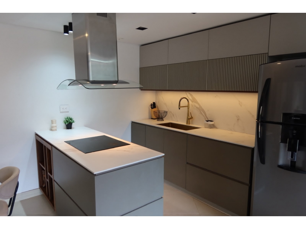HERMOSO APARTAMENTO AMOBLADO EN CAMINO VERDE REMODELADO — foto 2