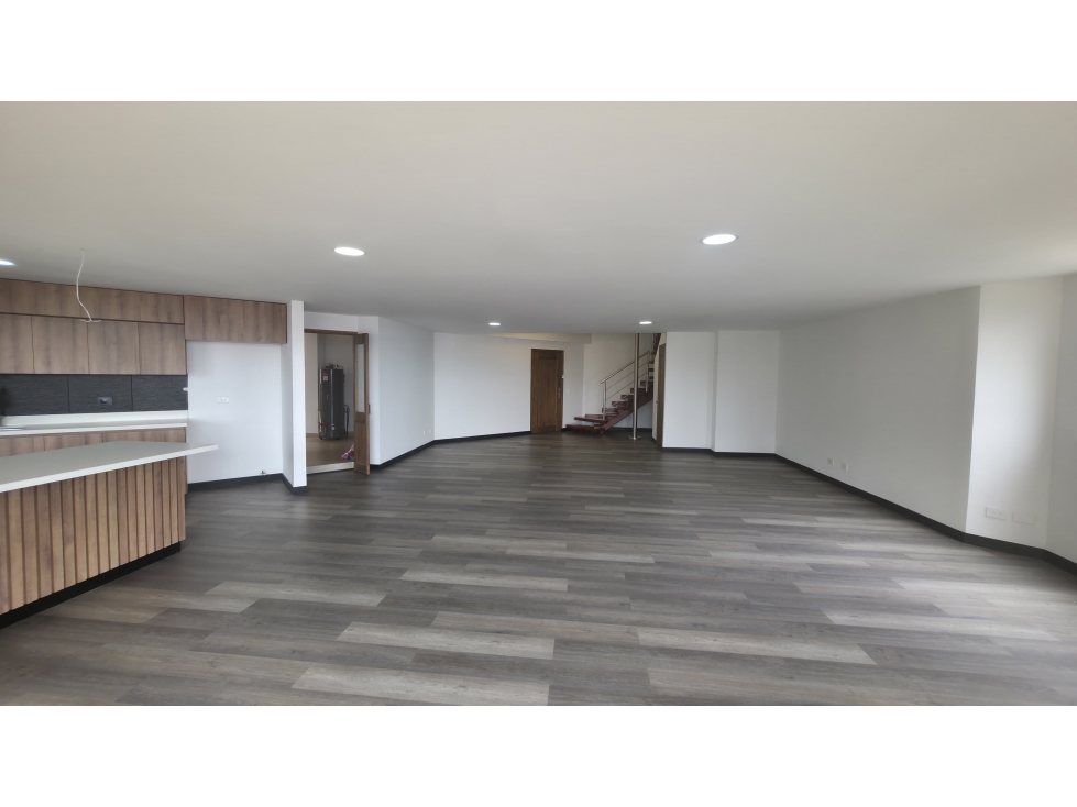 BEAUTIFUL DUPLEX APARTMENT IN SABANETA - AVES MARIA — foto 5