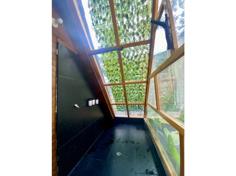 HERMOSO HOTEL GLAMPING EN VENTA EN GIRARDOTA VEREDA EL LIMONAR - 6