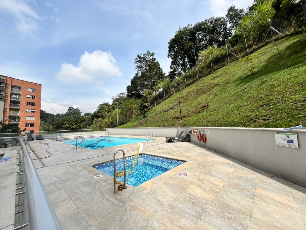 HERMOSO APARTAMENTO EN ENVIGADO - CAMINO VERDE — foto 2
