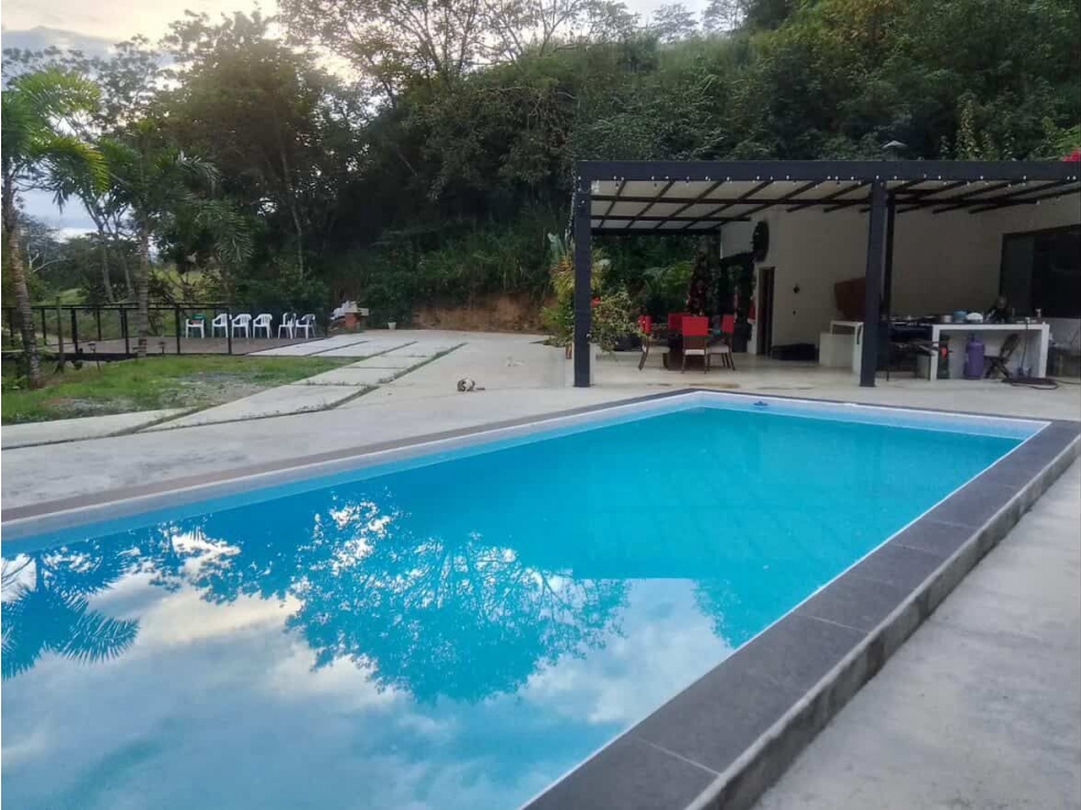FINCA CAMPESTRE EN VENTA | SOPETRÁN En Construccion