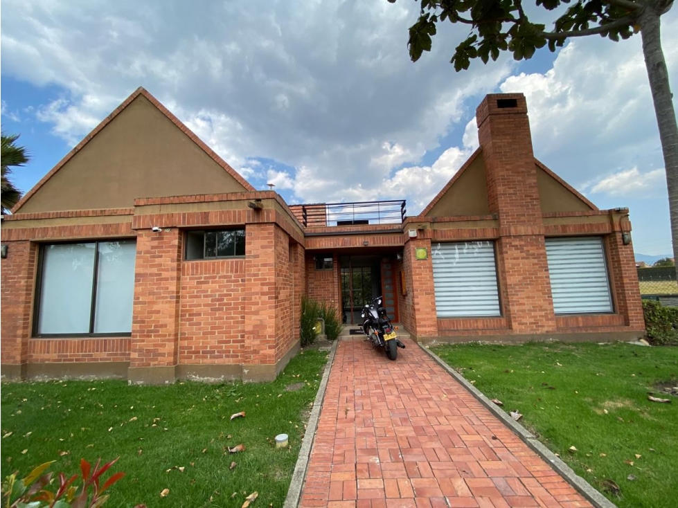 Casa de 1 Piso en CANELON RESERVADO