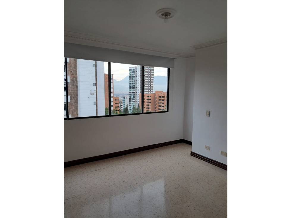 En venta apartamento loma de los gonzalez Poblado Medellín — foto 4