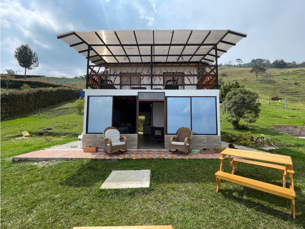 Hermosa cabaña excelente ubicación san cristobal Medellín