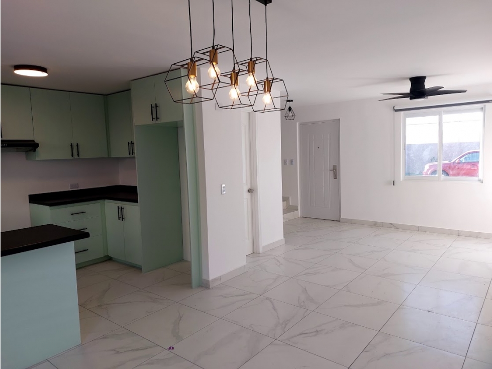 Renta en Quinta del Cedro Sur | 3 Rec. Tinaco y Tanque Estacionario — foto 2