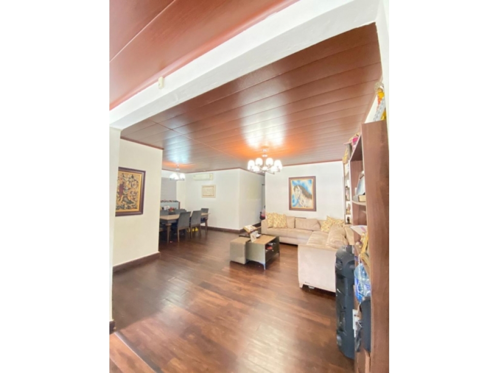 Venta de Casa Alborada, Colón - 2