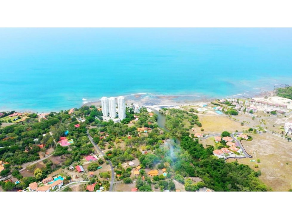 Venta de terreno en Rio Mar, San Carlos sobre la Panamericana - 2