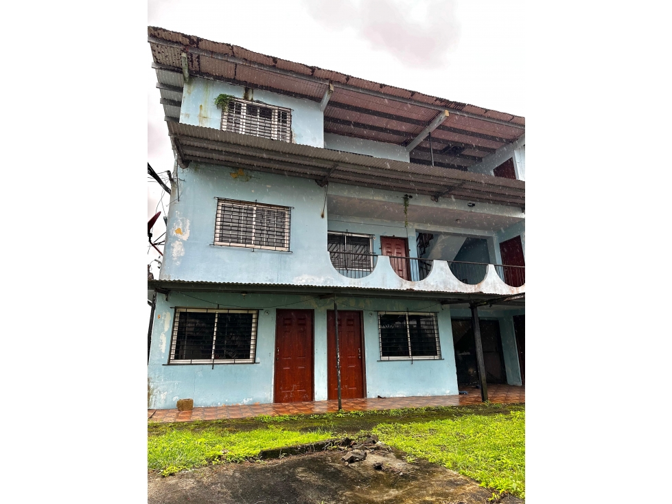 Venta de Edificio Comercial en Puerto Pilón, Colón - 2