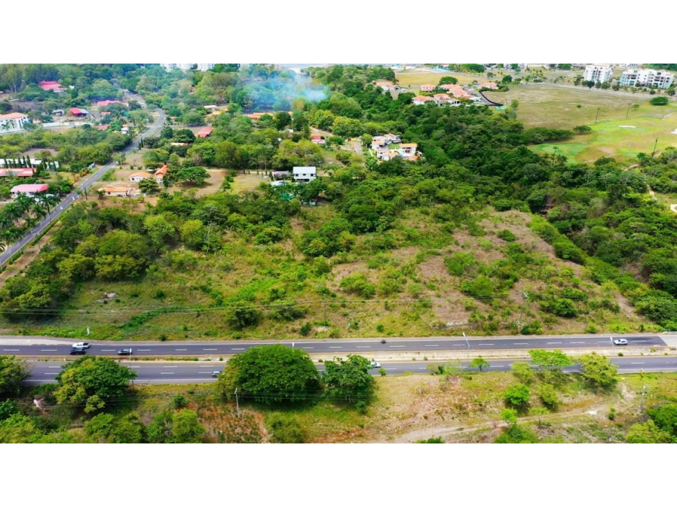 Venta de terreno en Rio Mar, San Carlos sobre la Panamericana - 4