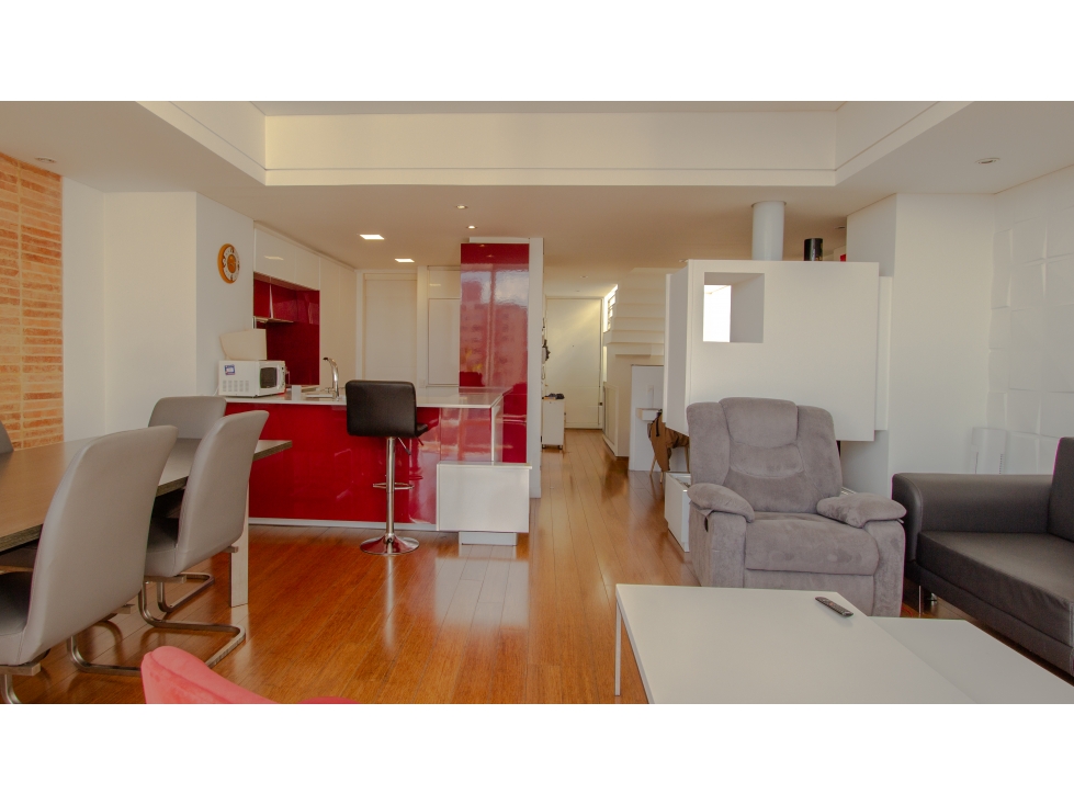 Apartamento en arriendo, duplex con terraza, Edificio Via7 — foto 2