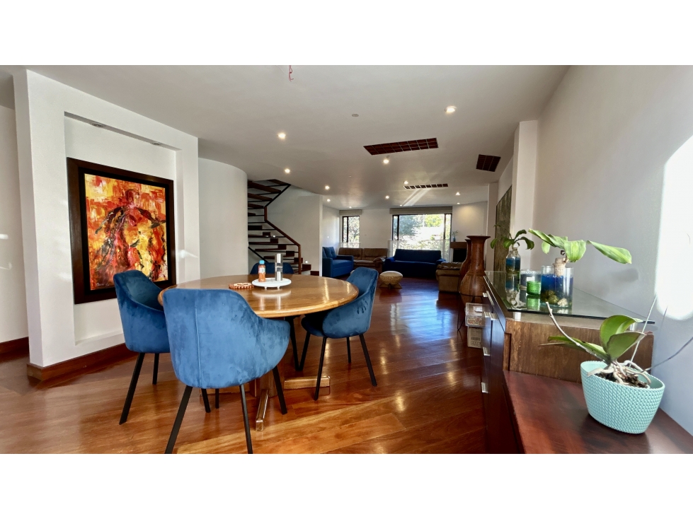 VENDO casa con terraza en Santa Ana Oriental, Usaquén, Bogotá