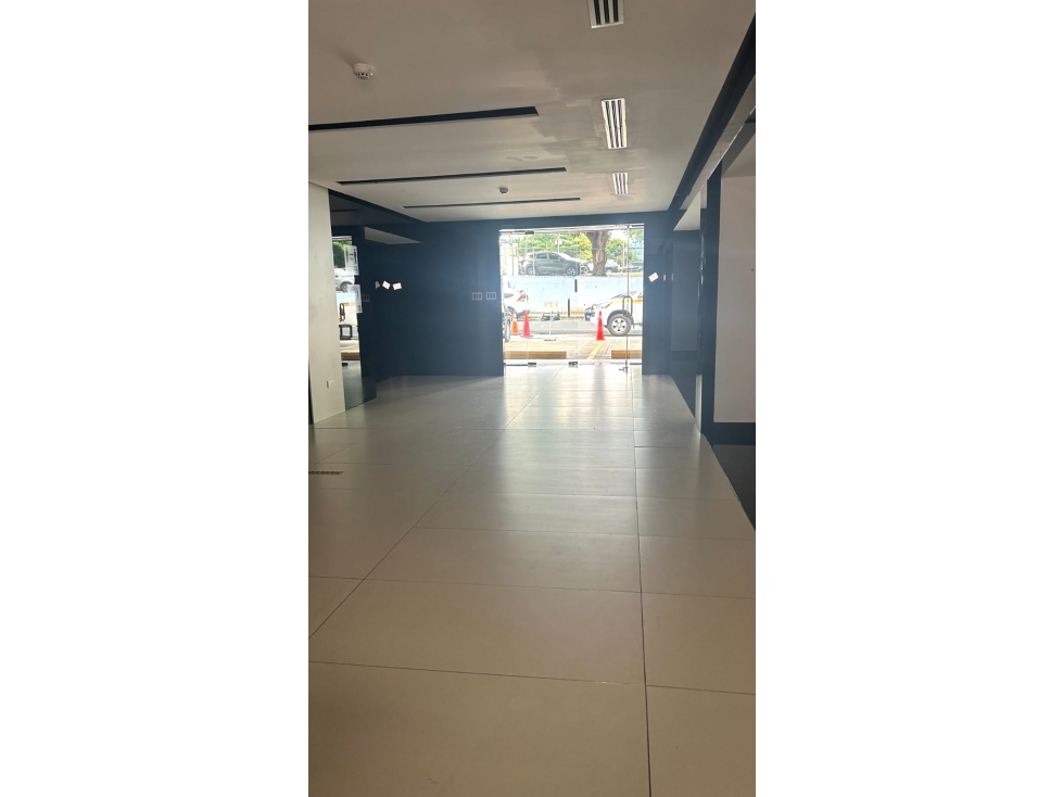Alquilo Local Comercial