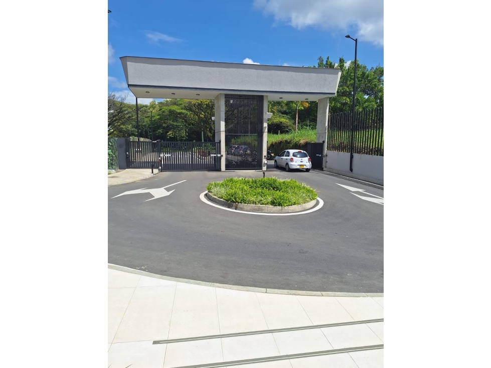 VENDO APTO 126,4 M2 CONJUNTO IVORY APTOS PH, PERERIA — foto 2