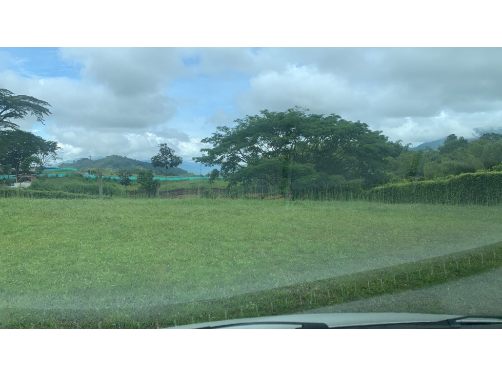 VENDO LOTE EN MALABAR 3000 M2 INDEPENDIENTE EN CERRITOS, PEREIRA — foto 4