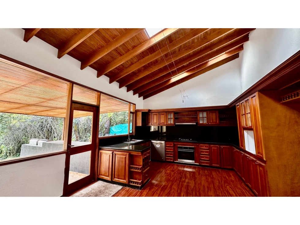 VENDO HERMOSA CASA EN VEREDA EL CHOCOLATERO, CERCA A BOGOTA — foto 4